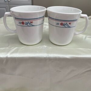 PAIR OF CORELLE/CORNING MUGS IN THE DISCONTINUED “PRINSTON” PATTERN